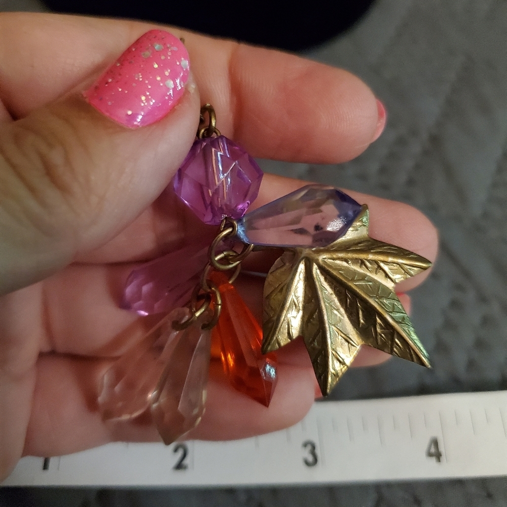 Vintage 80s Maple Leaf & Faux-Crystal Earrings - Picture 4 of 8